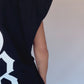Noir- Tee